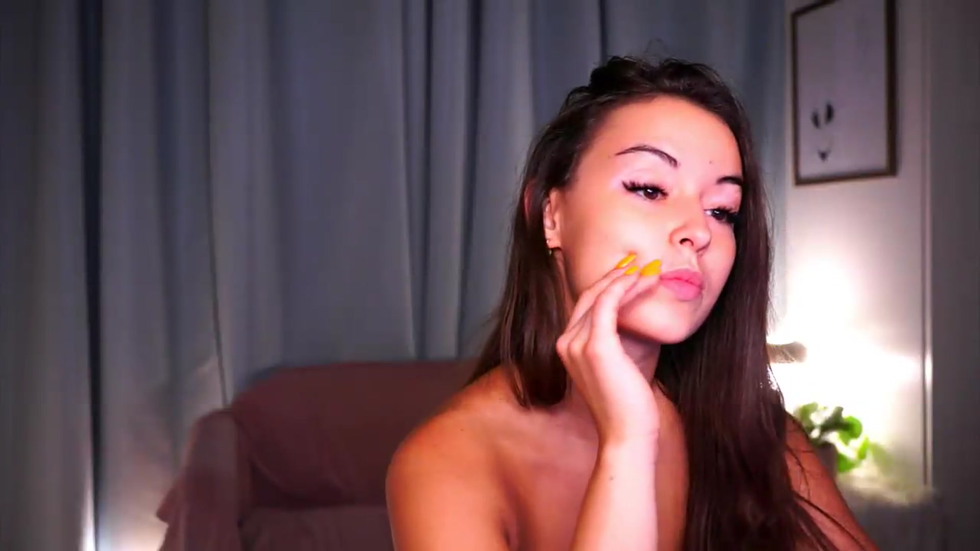Gallery image thumbnail from FAWNette's myfreecams stream on, 08/14/2026, 13:10 image 12 of 20
