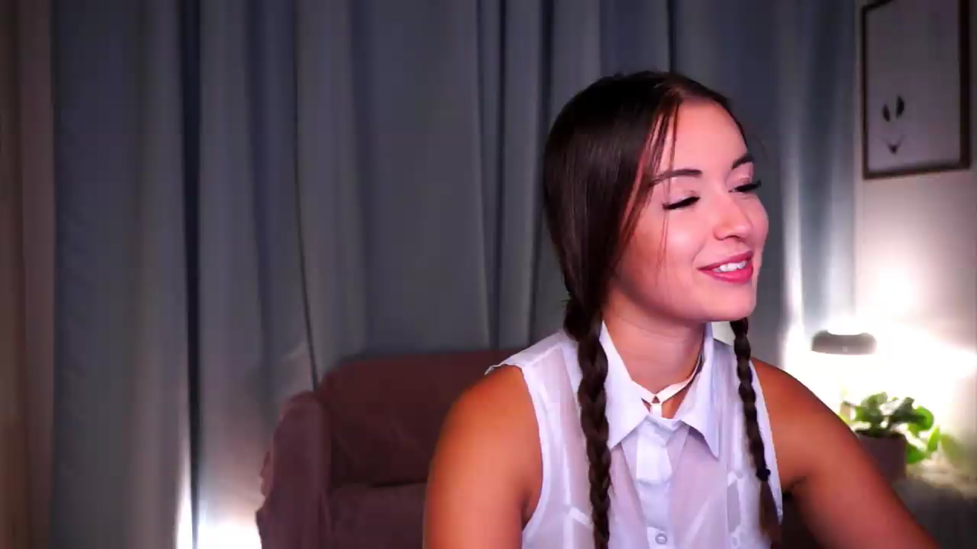 Gallery image thumbnail from FAWNette's myfreecams stream on, 08/16/2026, 15:06 image 2 of 20