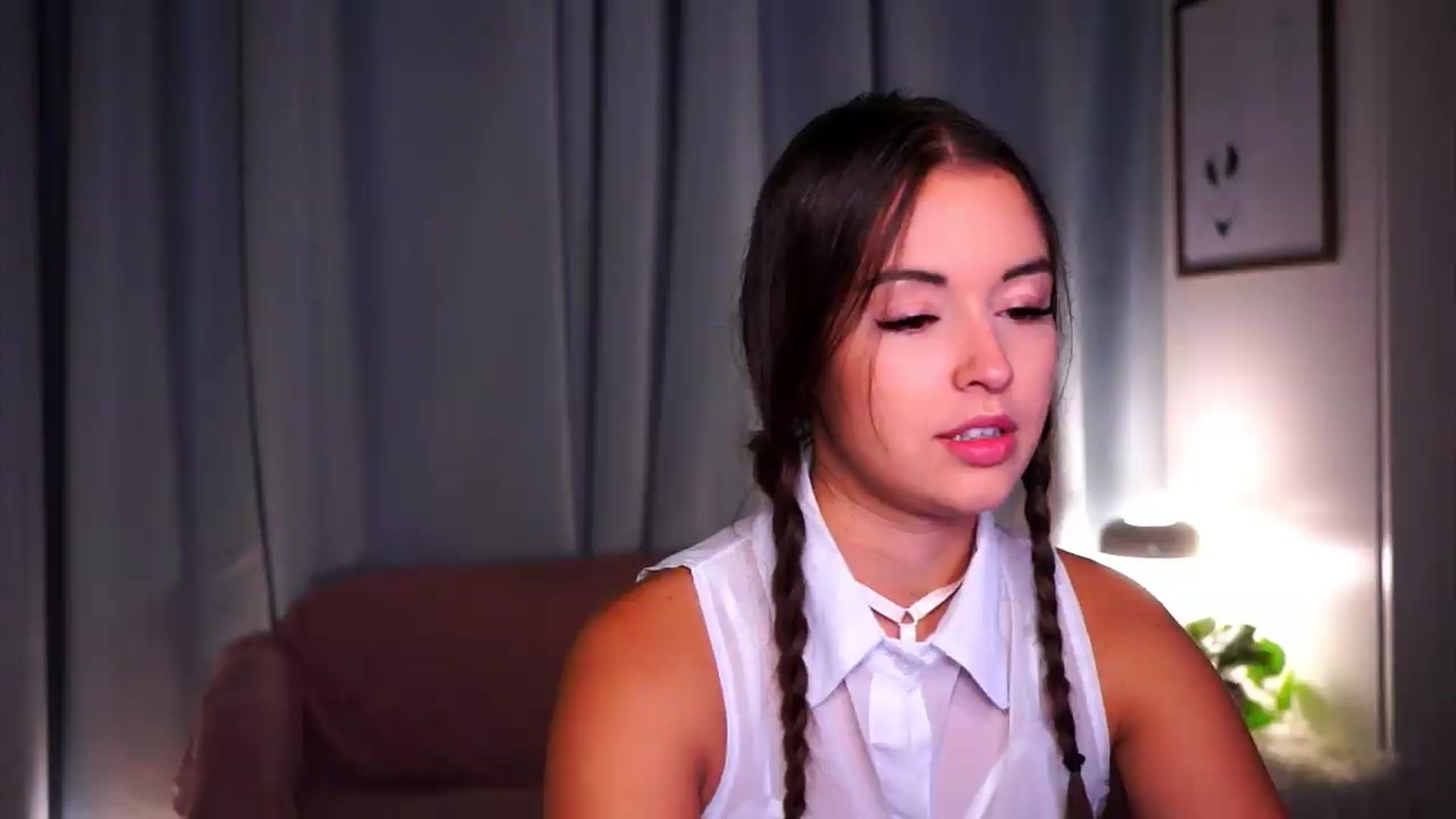 Gallery image thumbnail from FAWNette's myfreecams stream on, 08/16/2026, 15:06 image 16 of 20