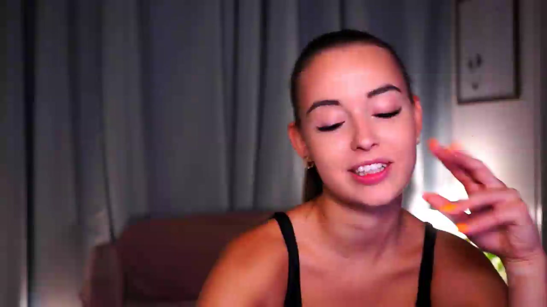 Gallery image thumbnail from FAWNette's myfreecams stream on, 08/18/2026, 17:05 image 8 of 20
