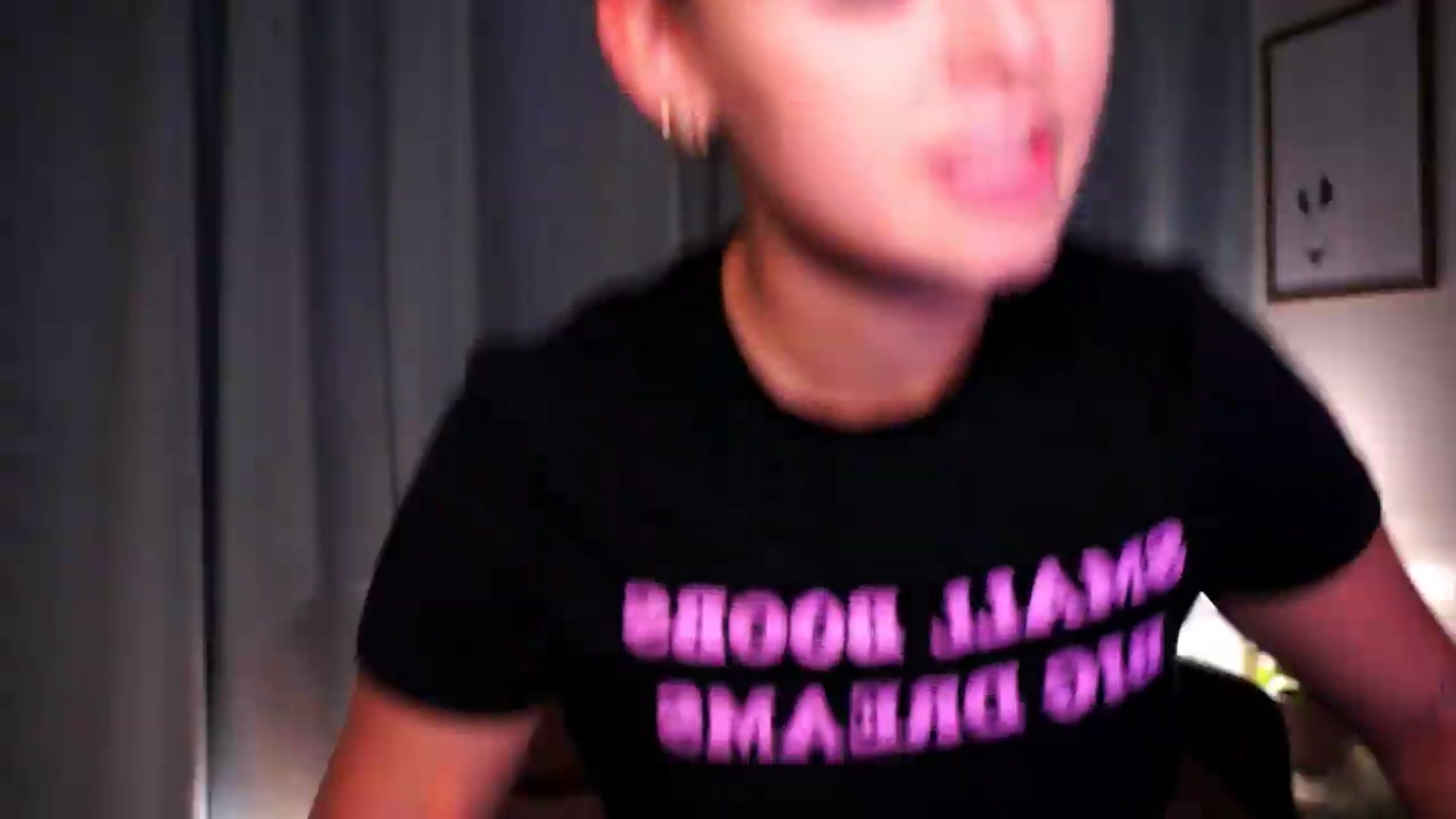 Gallery image thumbnail from FAWNette's myfreecams stream on, 08/24/2026, 21:29 image 14 of 20