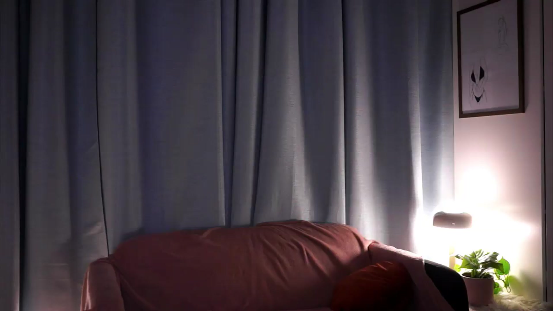 Gallery image thumbnail from FAWNette's myfreecams stream on, 08/25/2026, 18:25 image 19 of 20
