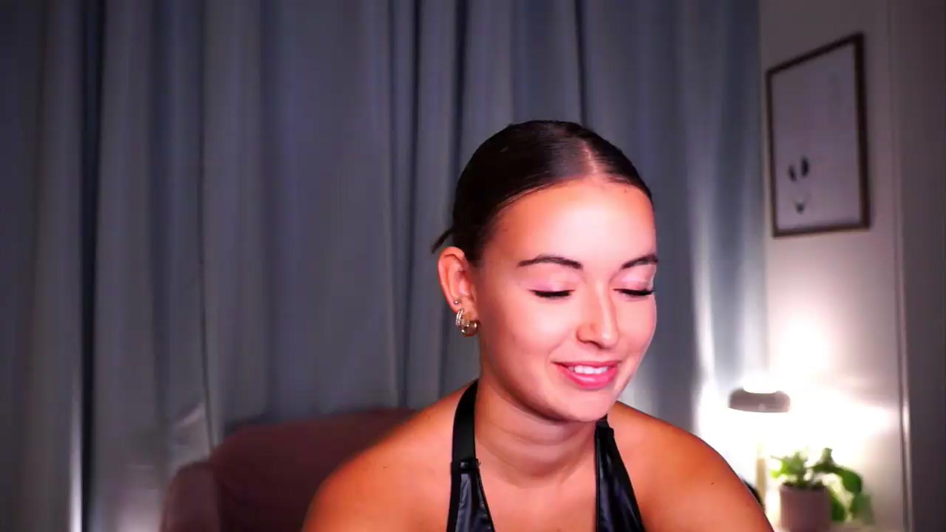Gallery image thumbnail from FAWNette's myfreecams stream on, 09/14/2026, 17:45 image 2 of 20