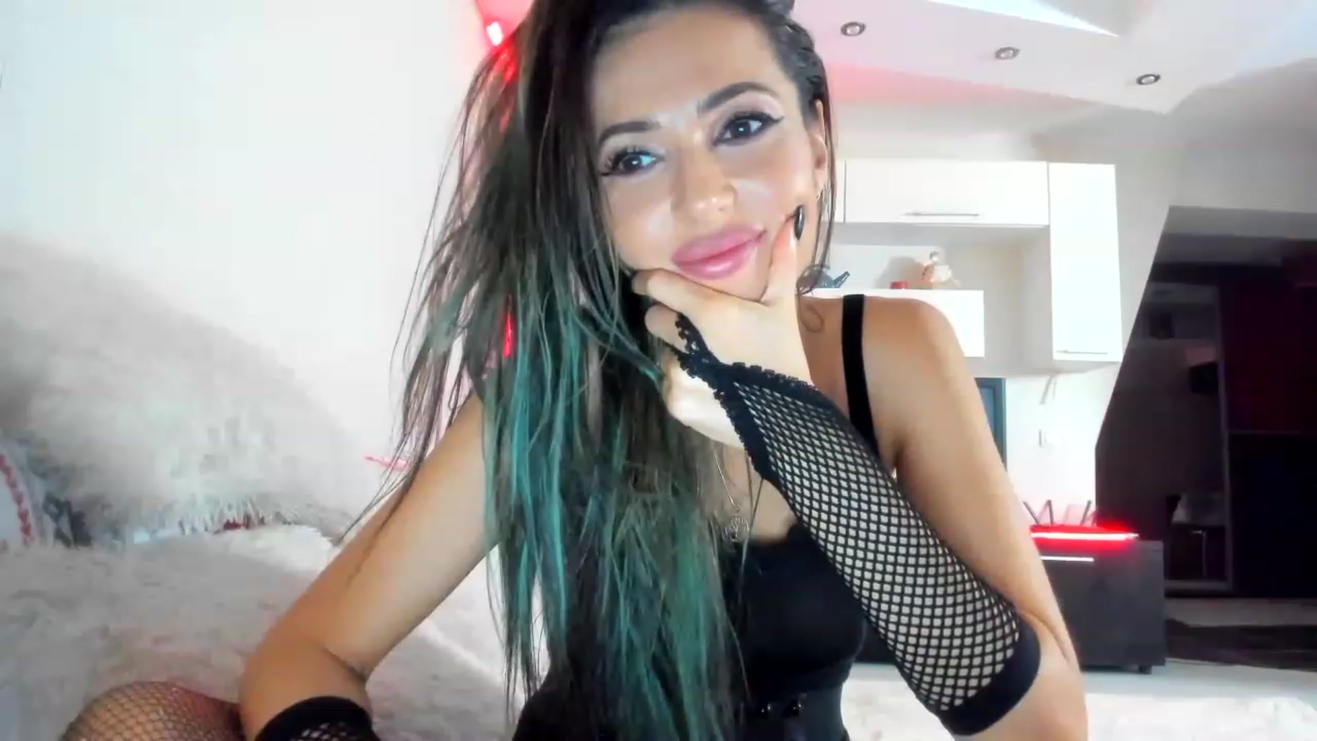 Gallery image thumbnail from FEEDmeSperm's myfreecams stream on, 12/08/2022, 24:52 image 4 of 20
