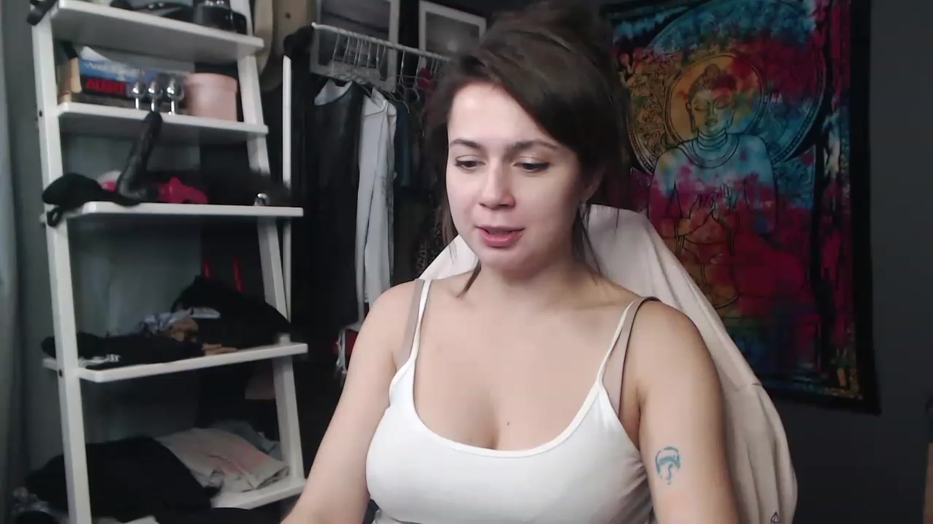 Gallery image thumbnail from FEMMEsally's myfreecams stream on, 11/15/2022, 16:32 image 12 of 20