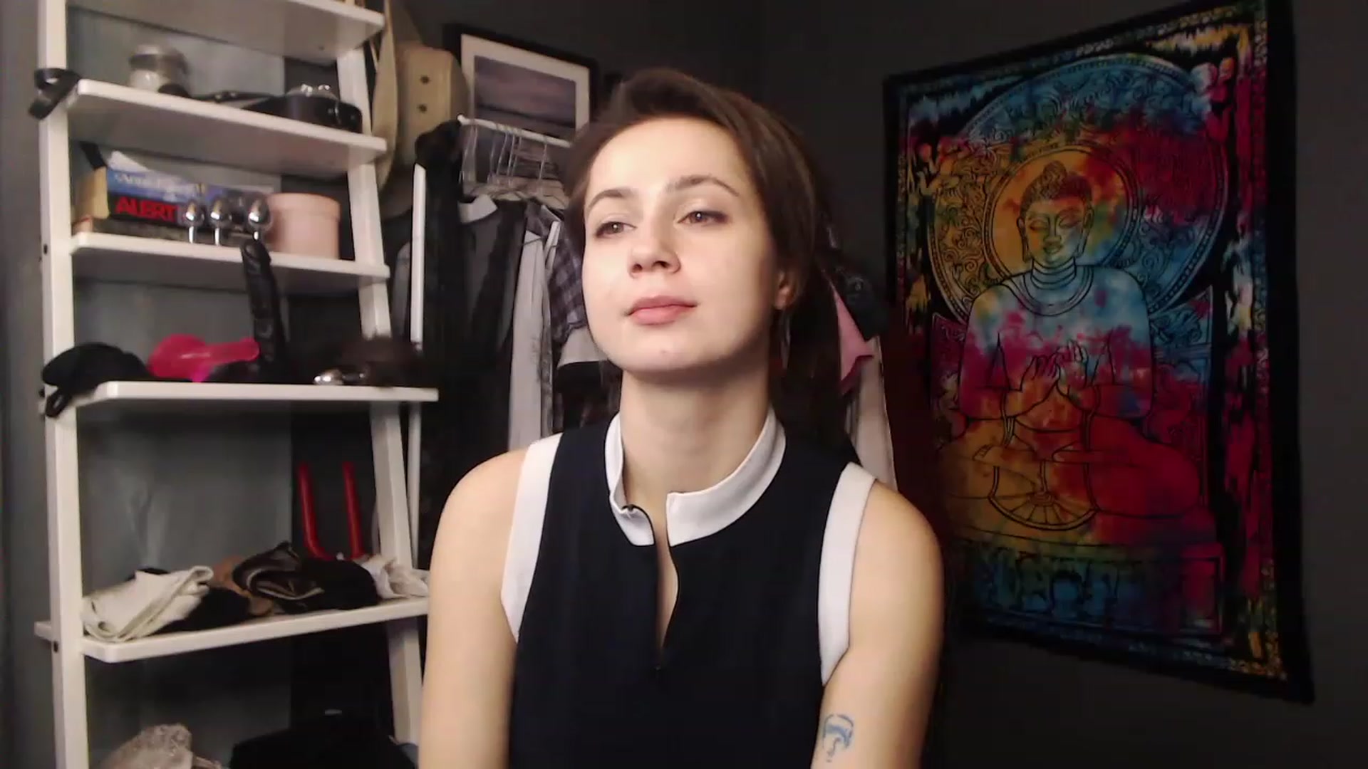 Gallery image thumbnail from FEMMEsally's myfreecams stream on, 11/16/2022, 16:31 image 15 of 20