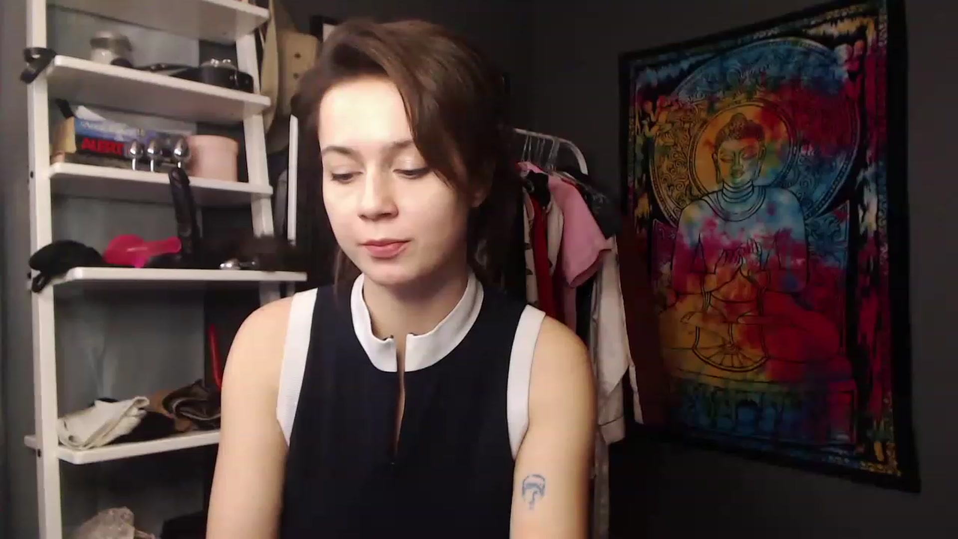 Gallery image thumbnail from FEMMEsally's myfreecams stream on, 11/16/2022, 16:31 image 13 of 20