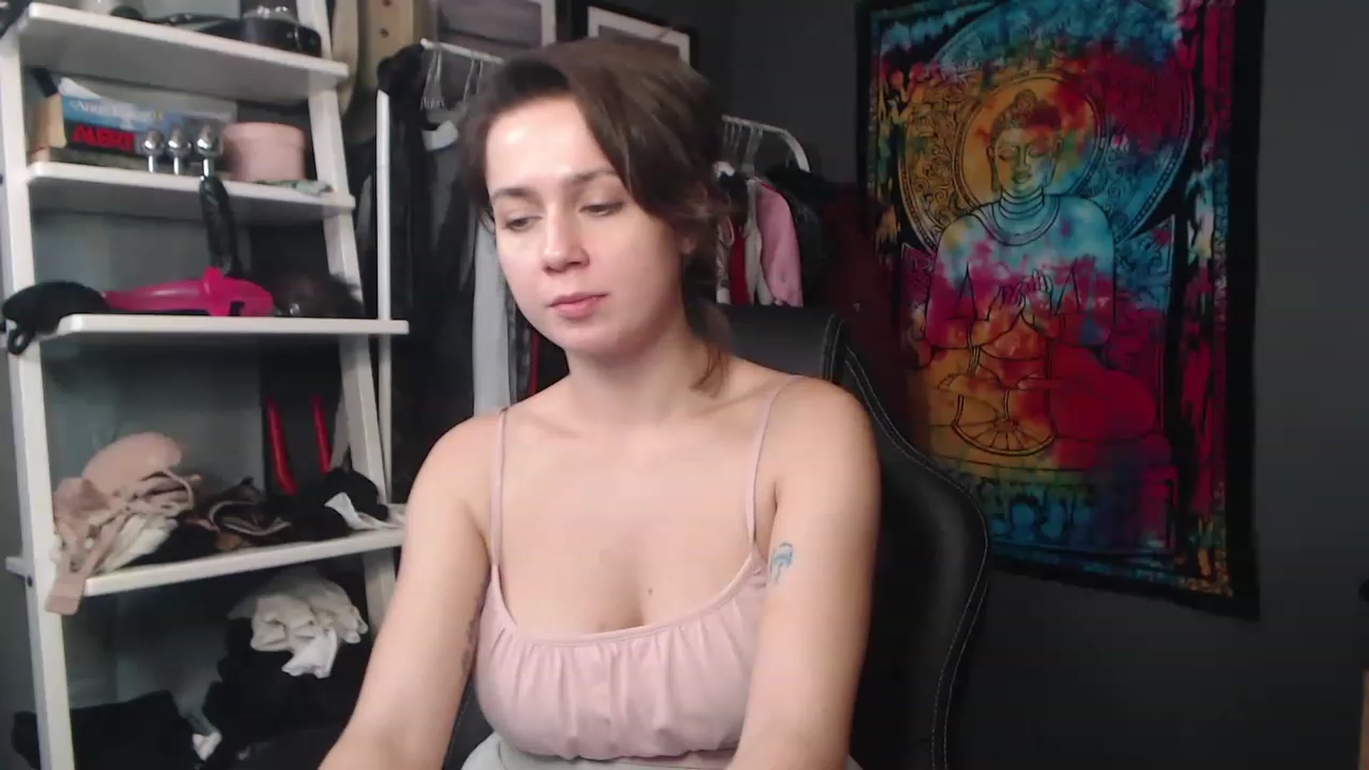 Gallery image thumbnail from FEMMEsally's myfreecams stream on, 11/17/2022, 11:06 image 1 of 20