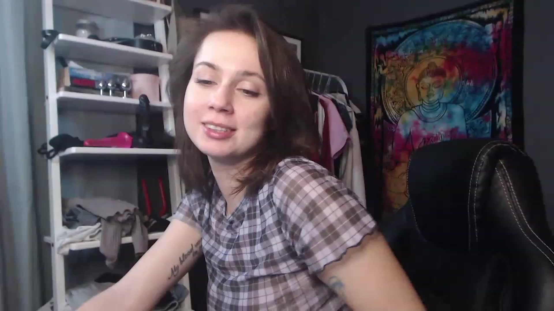 Gallery image thumbnail from FEMMEsally's myfreecams stream on, 11/23/2022, 18:03 image 3 of 20