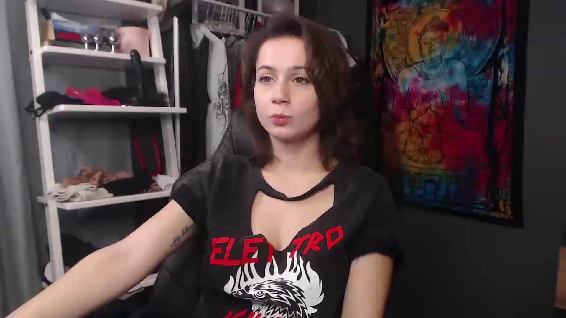 Gallery image thumbnail from FEMMEsally's myfreecams stream on, 11/24/2022, 09:44 image 2 of 20