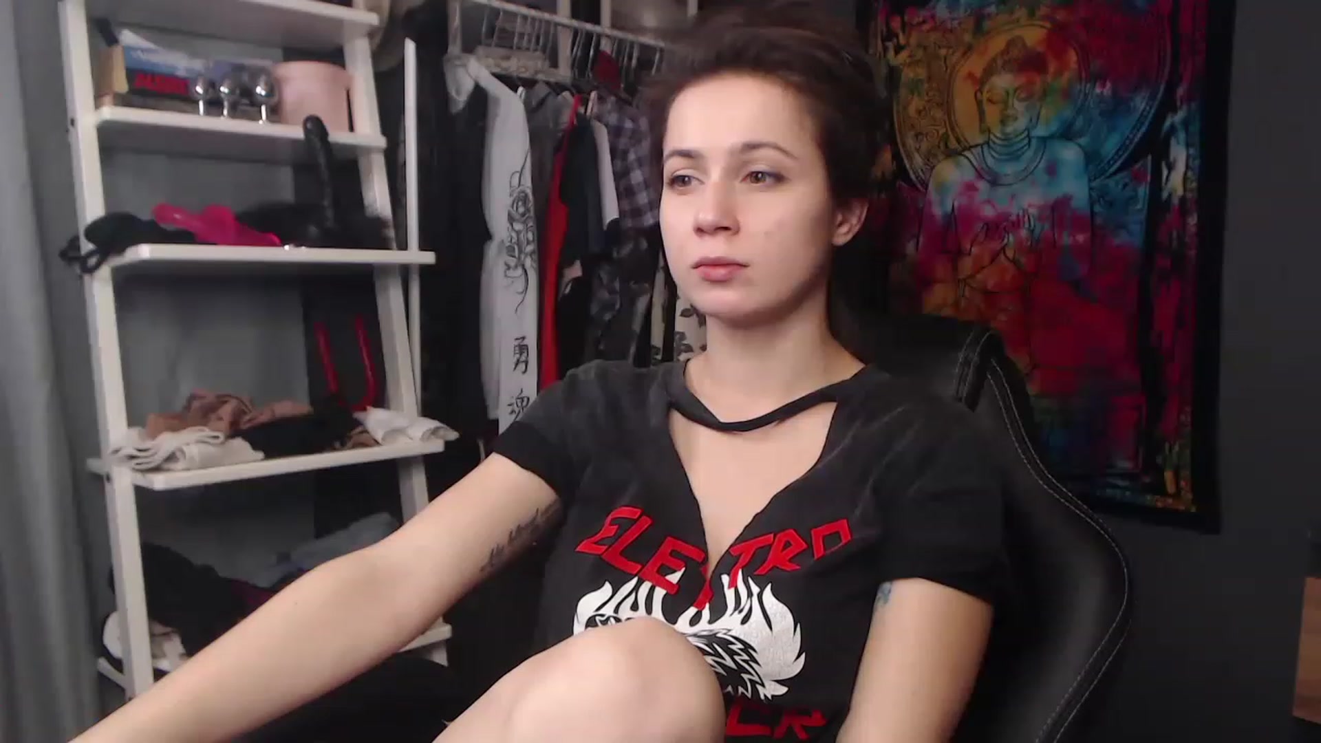 Gallery image thumbnail from FEMMEsally's myfreecams stream on, 11/24/2022, 09:44 image 17 of 20