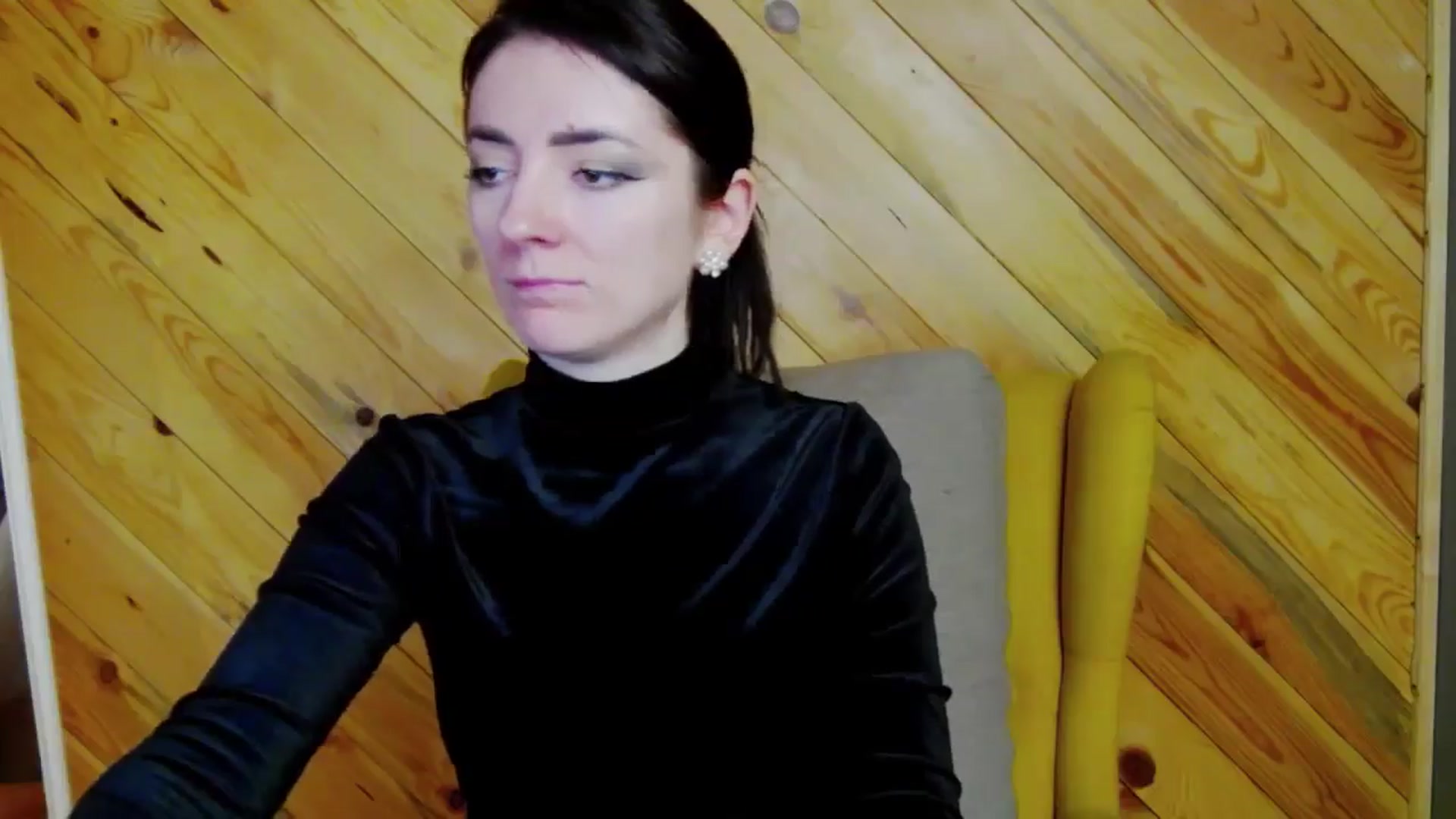 Gallery image thumbnail from FOXIE_D's myfreecams stream on, 12/17/2025, 16:43 image 13 of 20