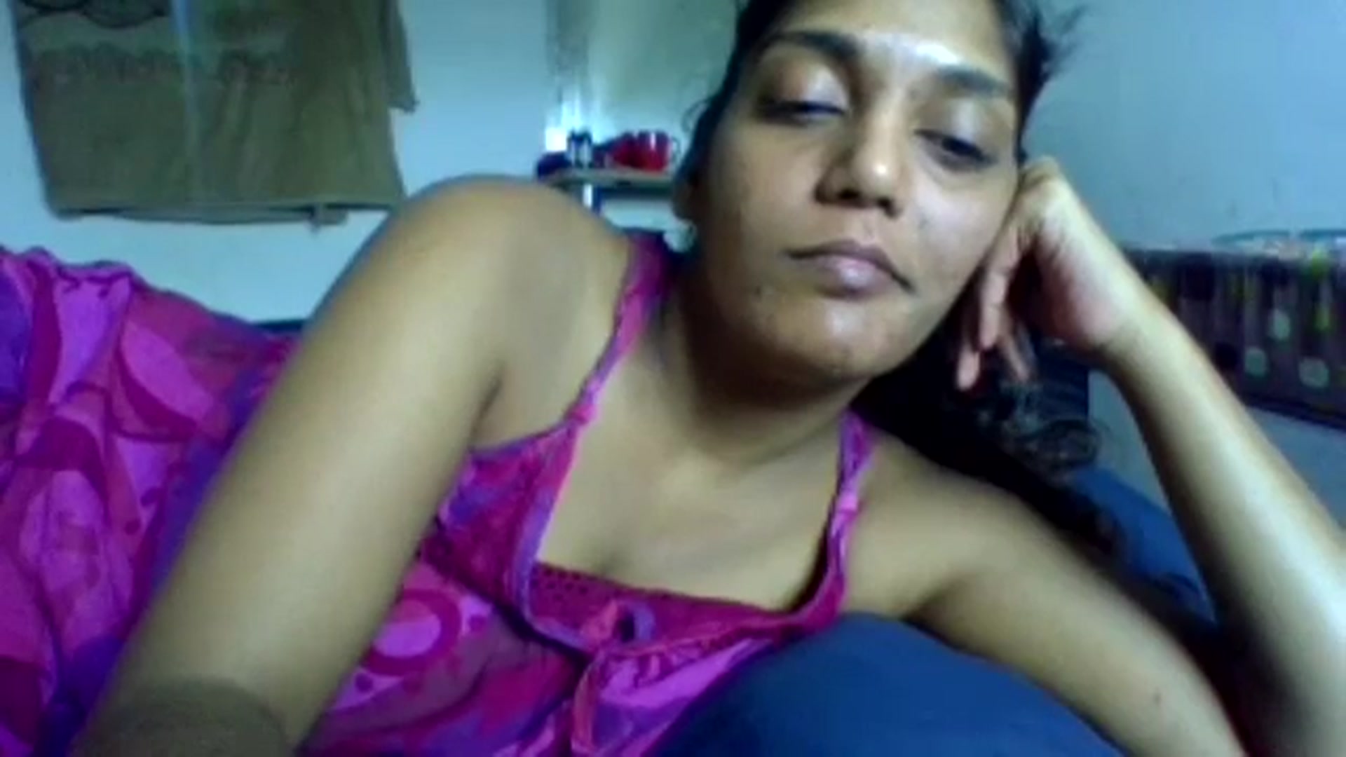 Gallery image thumbnail from FOXYINDIANX's myfreecams stream on, 01/02/2025, 10:36 image 9 of 20