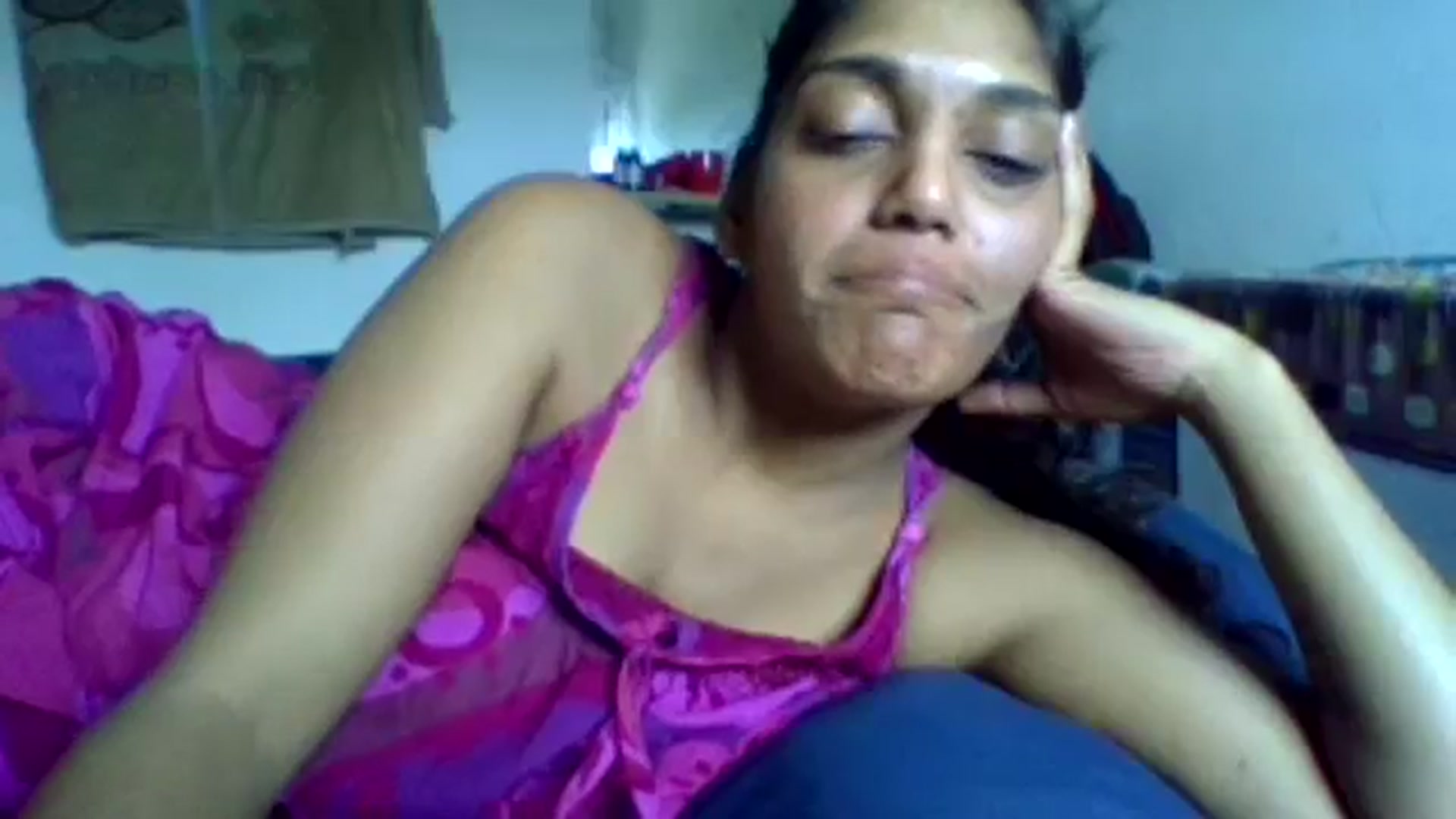 Gallery image thumbnail from FOXYINDIANX's myfreecams stream on, 01/02/2025, 10:36 image 11 of 20