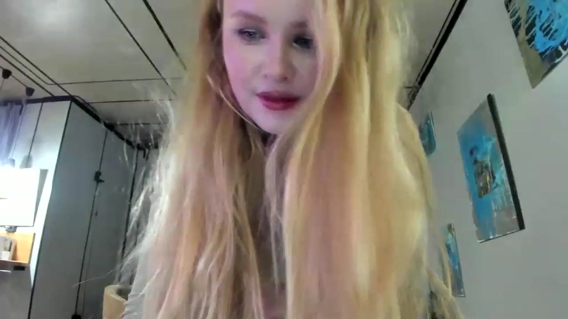 Gallery image thumbnail from F_L_E_U_R's myfreecams stream on, 12/26/2022, 24:02 image 7 of 20