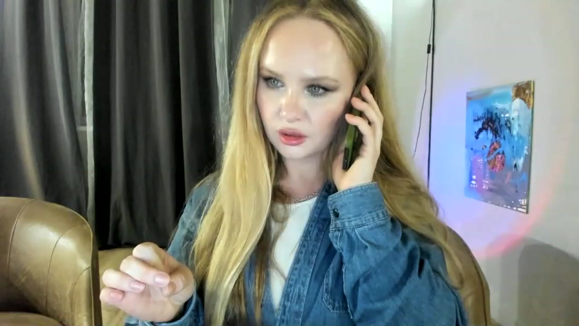 Gallery image thumbnail from F_L_E_U_R's myfreecams stream on, 01/08/2023, 19:05 image 16 of 20
