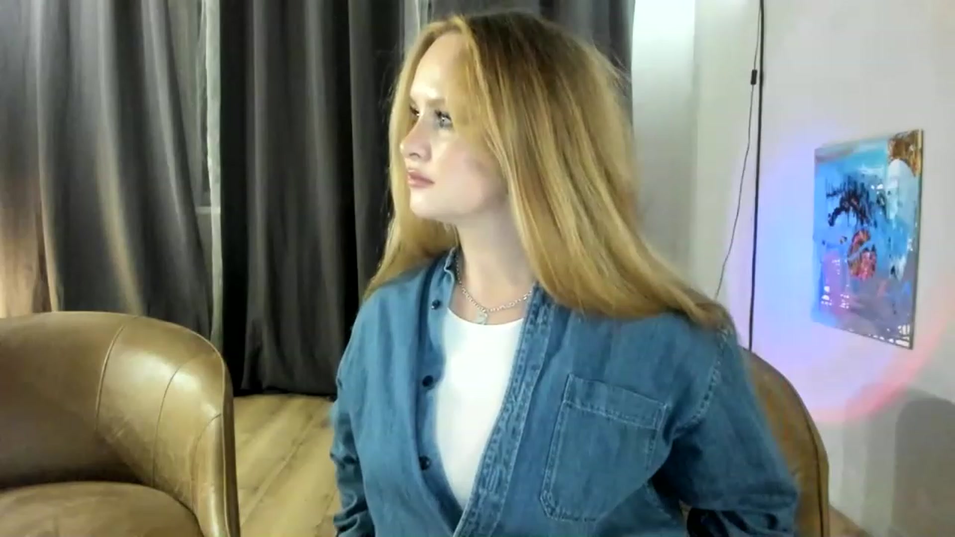 Gallery image thumbnail from F_L_E_U_R's myfreecams stream on, 01/08/2023, 19:05 image 11 of 20