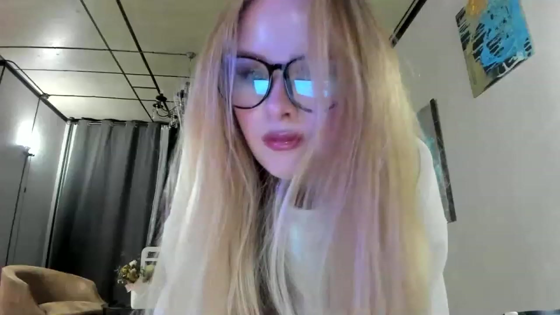 Gallery image thumbnail from F_L_E_U_R's myfreecams stream on, 01/29/2023, 18:24 image 17 of 20