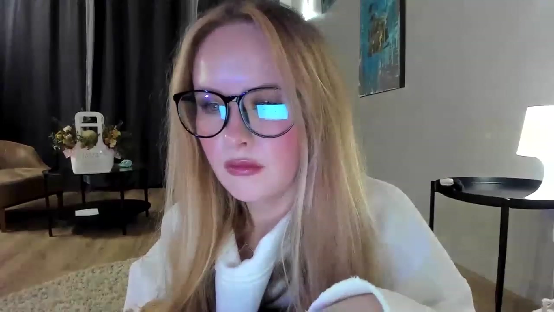 Gallery image thumbnail from F_L_E_U_R's myfreecams stream on, 01/29/2023, 19:12 image 6 of 20