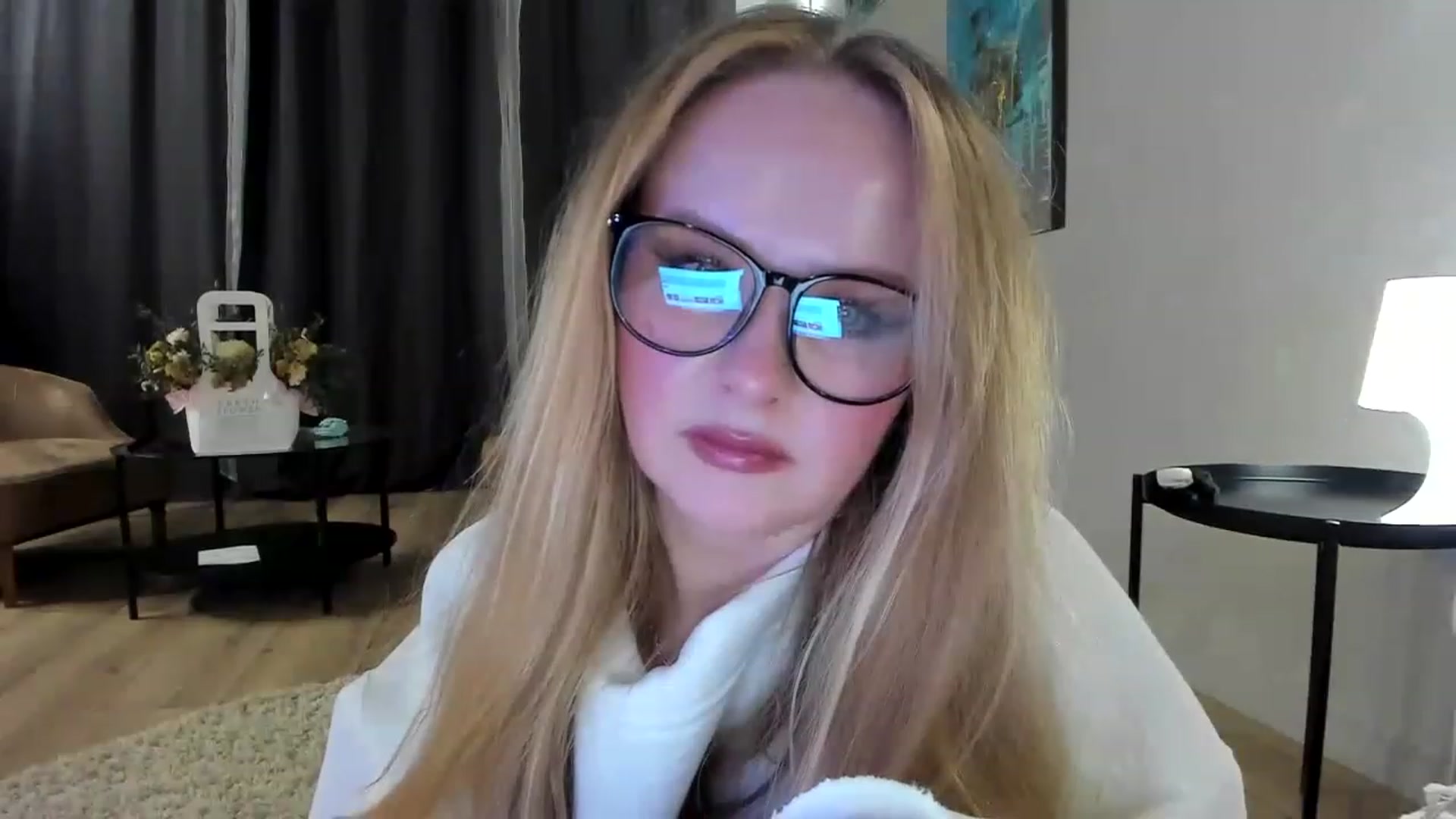 Gallery image thumbnail from F_L_E_U_R's myfreecams stream on, 01/29/2023, 19:12 image 7 of 20