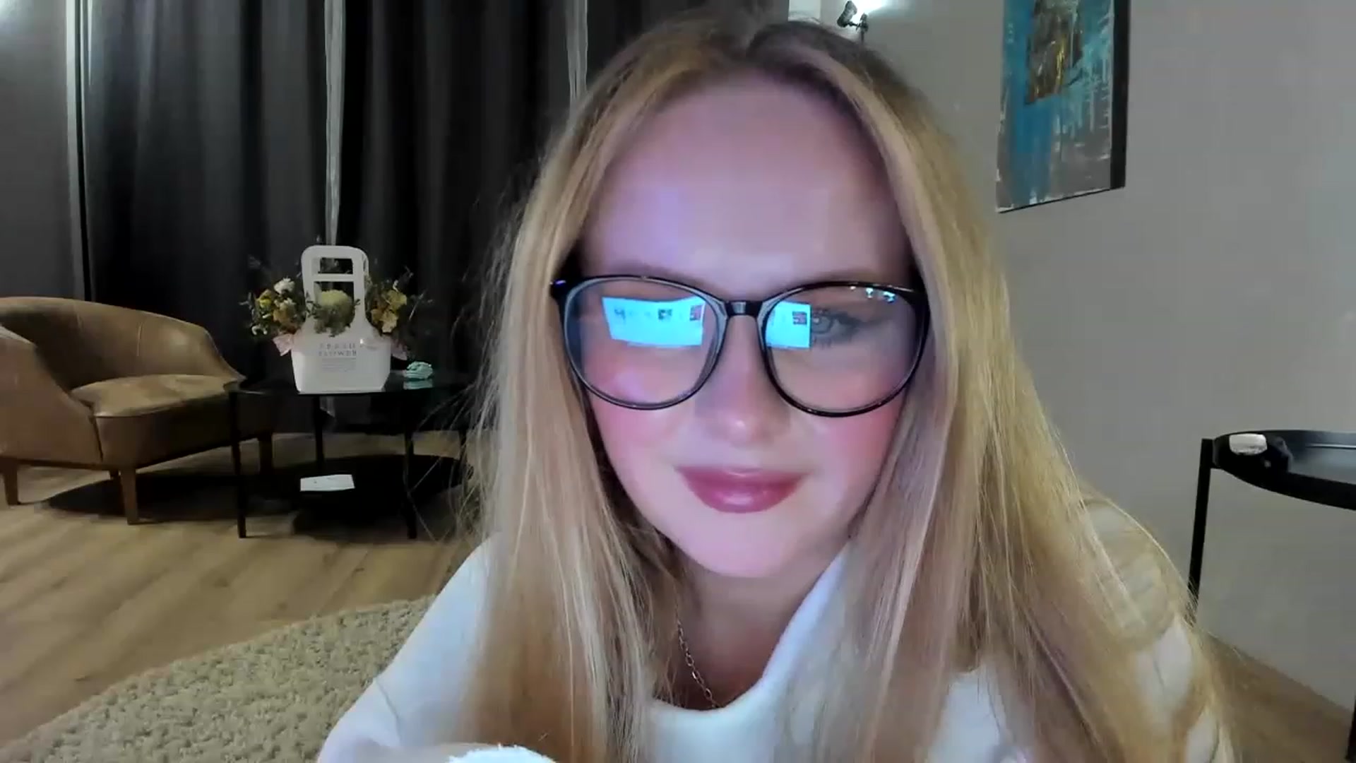 Gallery image thumbnail from F_L_E_U_R's myfreecams stream on, 01/29/2023, 19:29 image 2 of 20