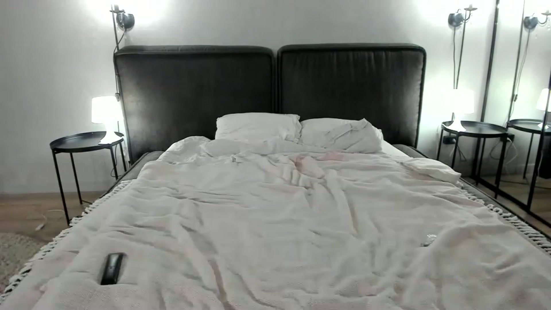 Gallery image thumbnail from F_L_E_U_R's myfreecams stream on, 01/31/2023, 21:02 image 19 of 20