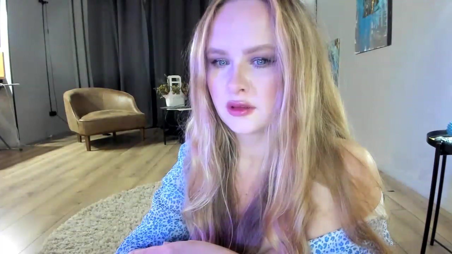 Gallery image thumbnail from F_L_E_U_R's myfreecams stream on, 02/20/2023, 21:29 image 7 of 20