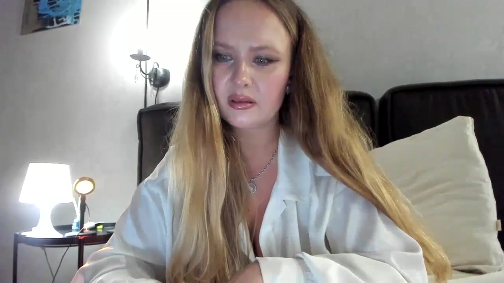 Gallery image thumbnail from F_L_E_U_R's myfreecams stream on, 12/26/2023, 17:36 image 20 of 20