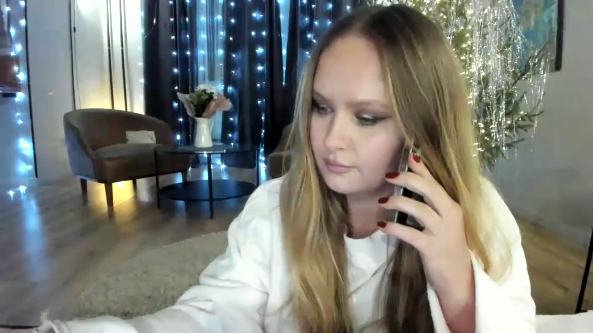 Gallery image thumbnail from F_L_E_U_R's myfreecams stream on, 01/10/2024, 21:20 image 20 of 20