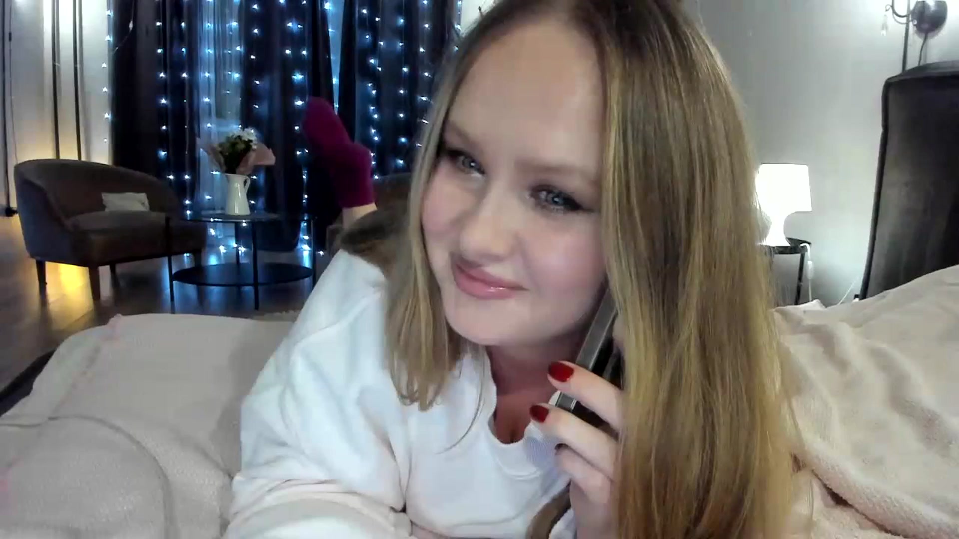 Gallery image thumbnail from F_L_E_U_R's myfreecams stream on, 01/10/2024, 21:20 image 1 of 20
