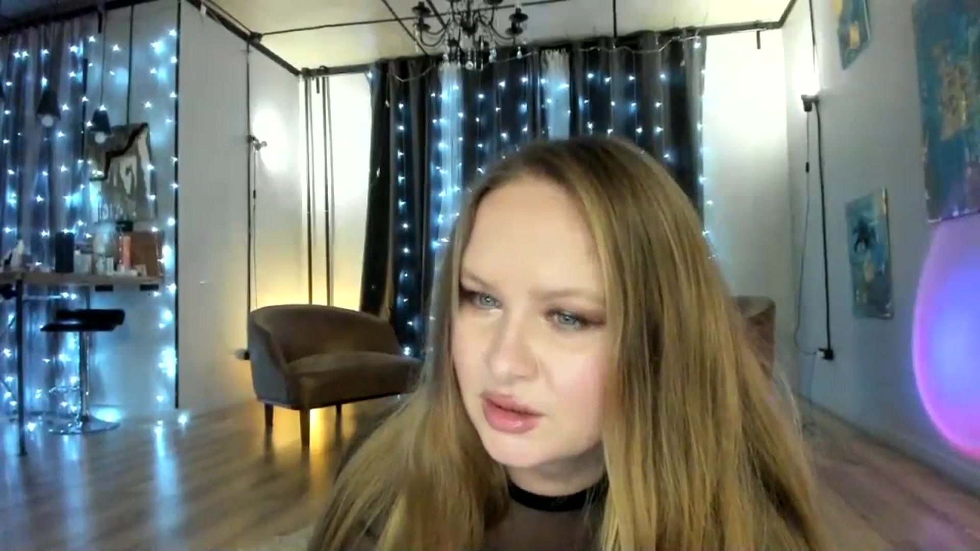 Gallery image thumbnail from F_L_E_U_R's myfreecams stream on, 01/16/2024, 17:51 image 6 of 20