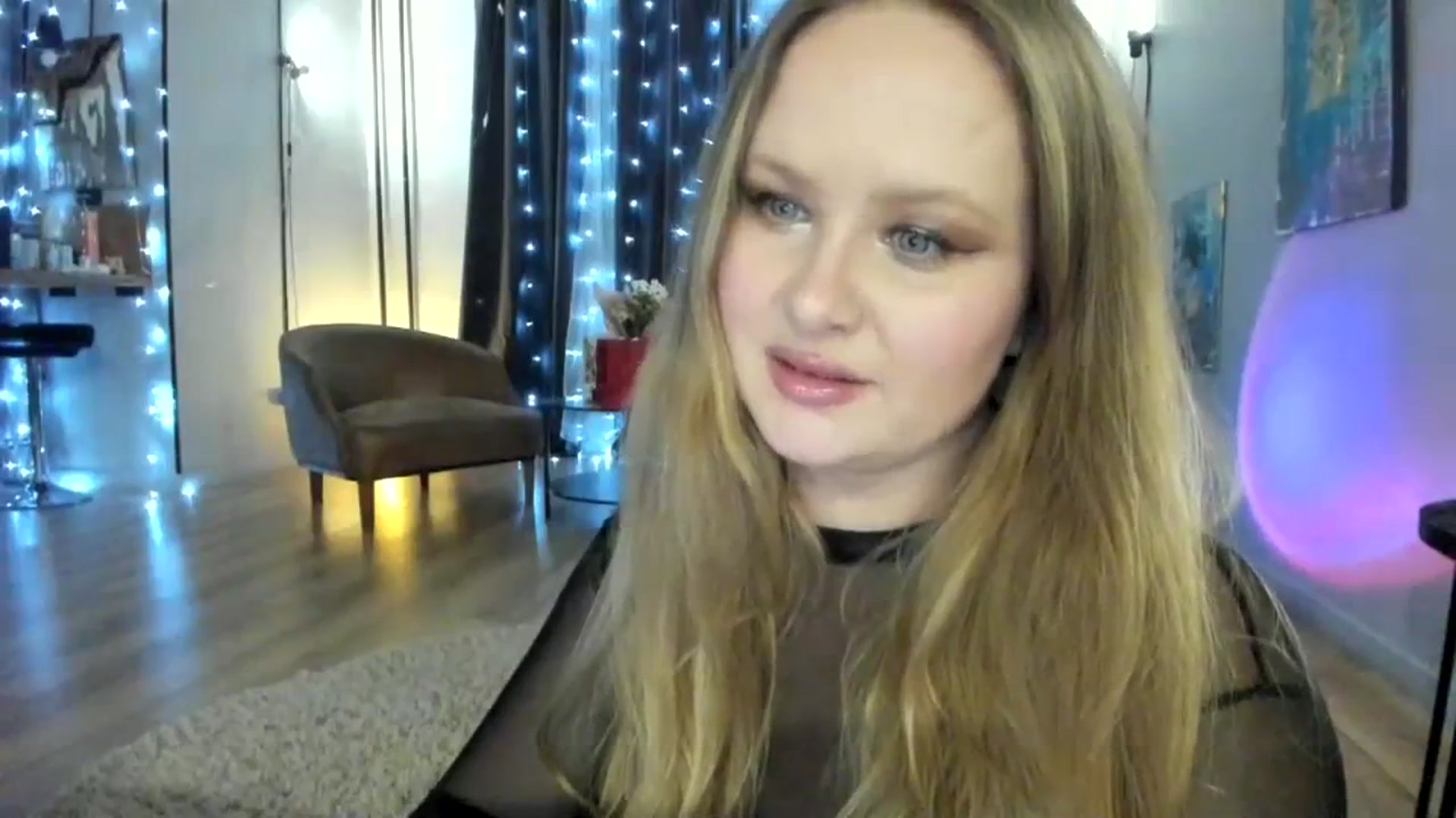 Gallery image thumbnail from F_L_E_U_R's myfreecams stream on, 01/16/2024, 18:51 image 15 of 20