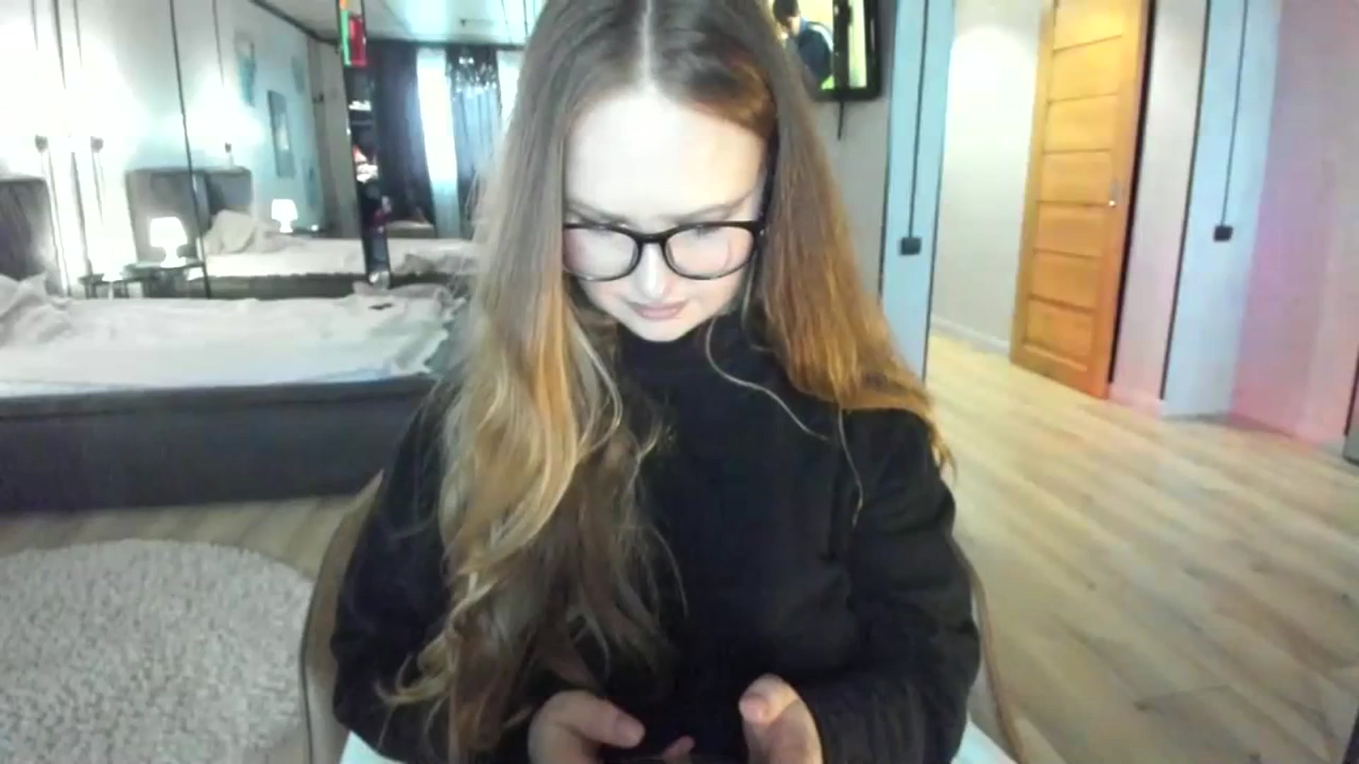 Gallery image thumbnail from F_L_E_U_R's myfreecams stream on, 02/25/2024, 13:29 image 1 of 20