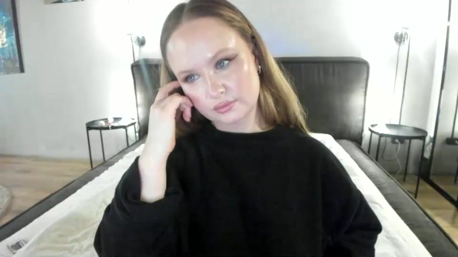 Gallery image thumbnail from F_L_E_U_R's myfreecams stream on, 03/02/2024, 13:36 image 1 of 20