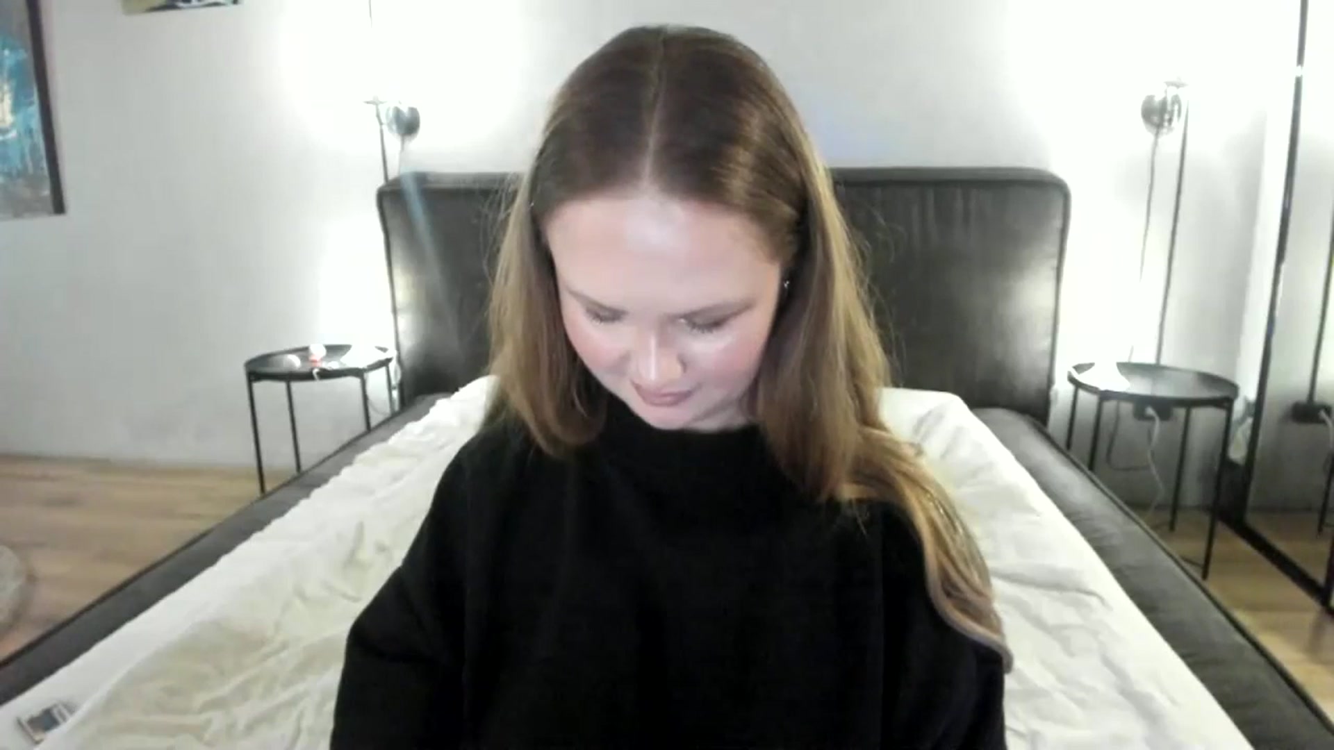 Gallery image thumbnail from F_L_E_U_R's myfreecams stream on, 03/02/2024, 13:36 image 8 of 20
