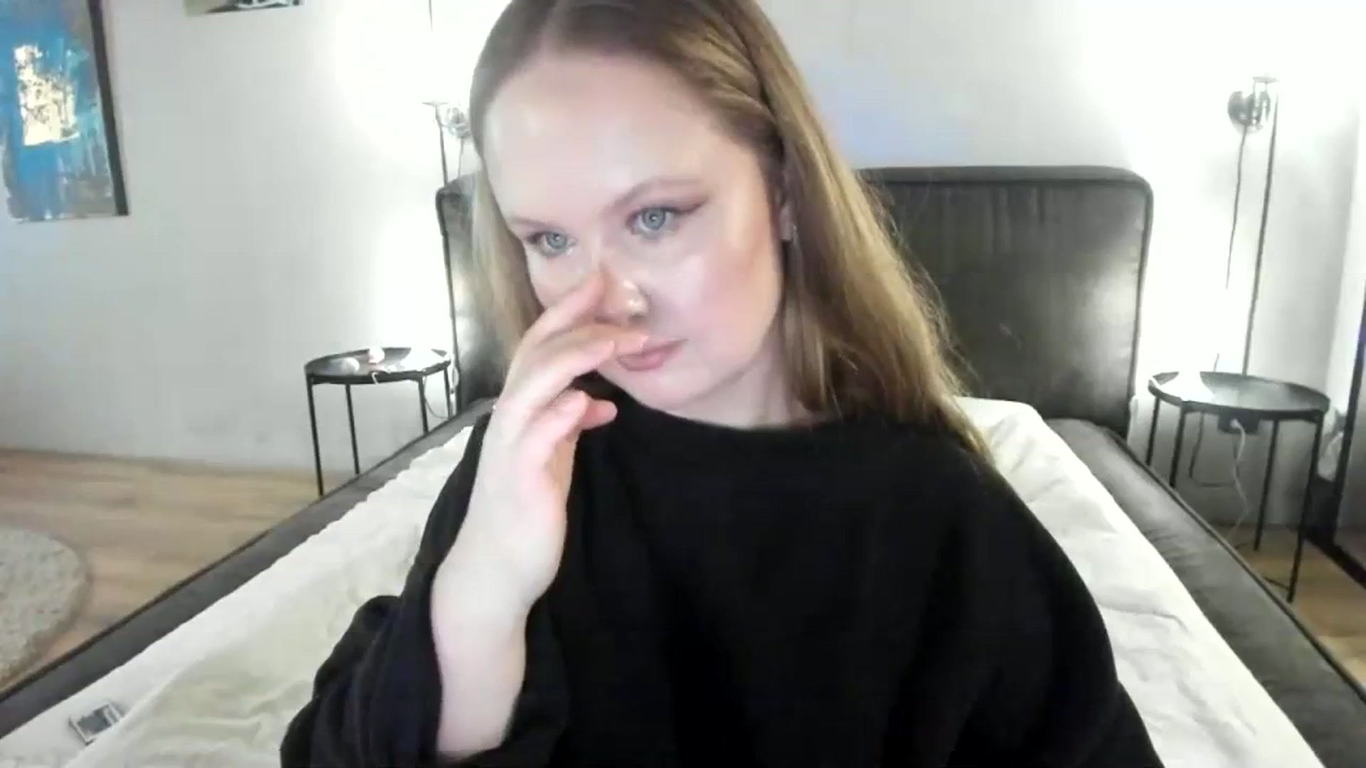 Gallery image thumbnail from F_L_E_U_R's myfreecams stream on, 03/02/2024, 13:36 image 3 of 20
