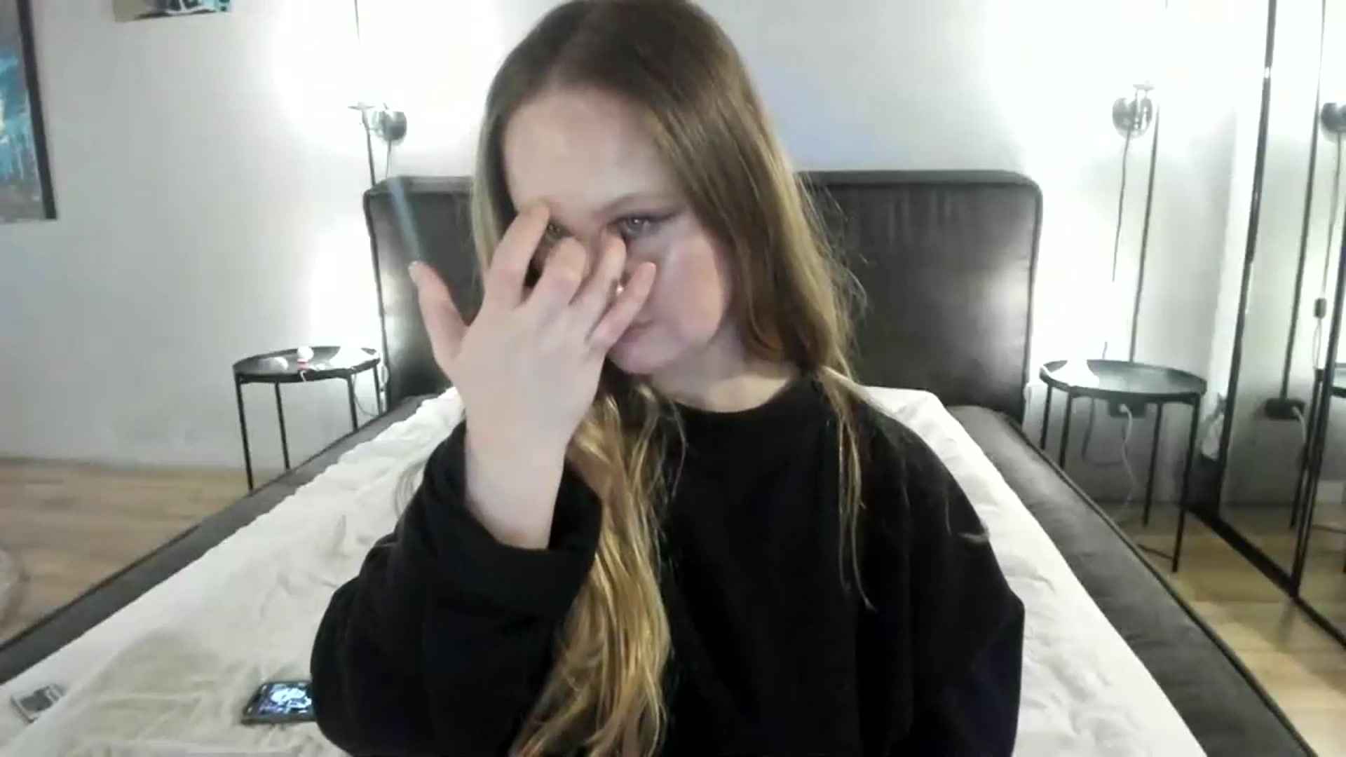 Gallery image thumbnail from F_L_E_U_R's myfreecams stream on, 03/02/2024, 13:36 image 15 of 20