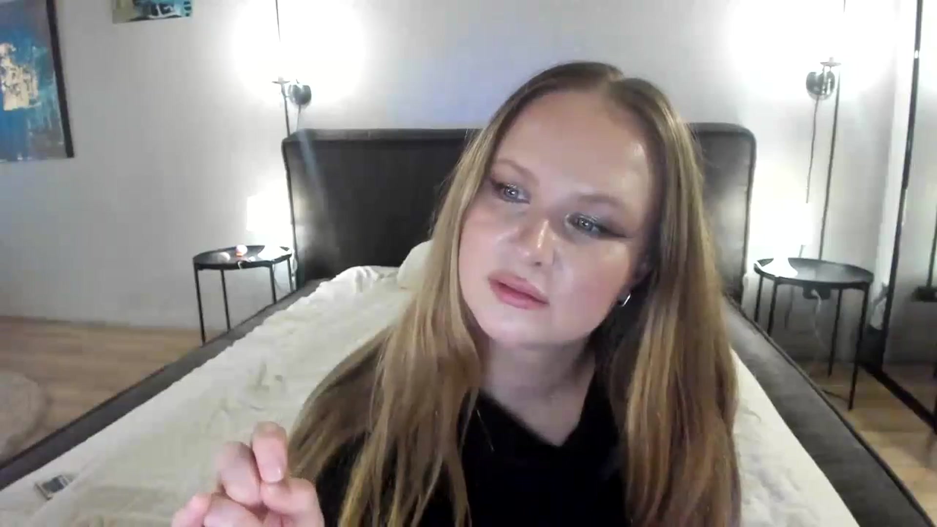 Gallery image thumbnail from F_L_E_U_R's myfreecams stream on, 03/02/2024, 13:36 image 20 of 20