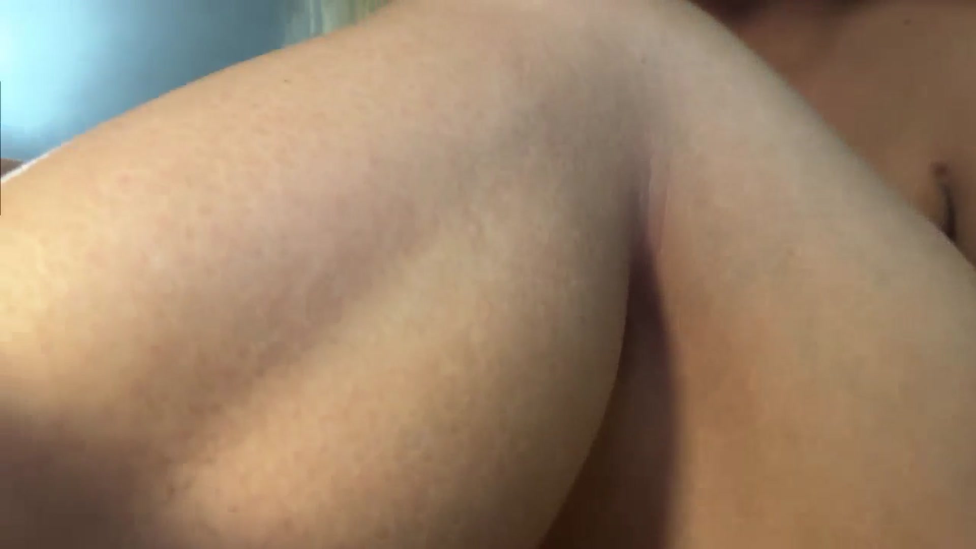 Gallery image thumbnail from F_L_E_U_R's myfreecams stream on, 06/02/2025, 22:41 image 6 of 20