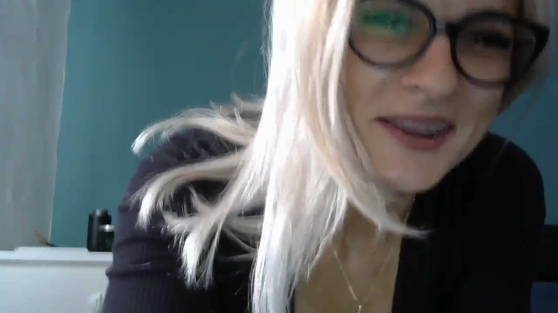 Gallery image thumbnail from Fabiola18's myfreecams stream on, 07/12/2023, 12:16 image 4 of 20