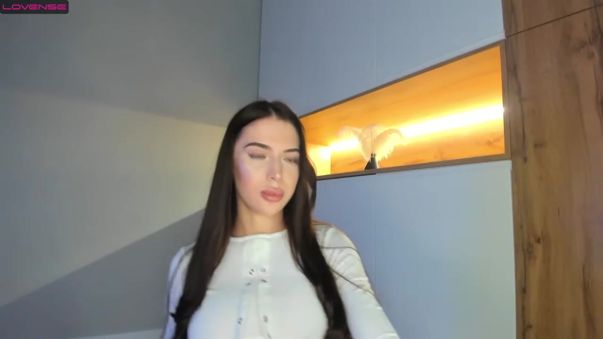 Gallery image thumbnail from Fabulousgirl's myfreecams stream on, 03/15/2023, 19:45 image 17 of 20