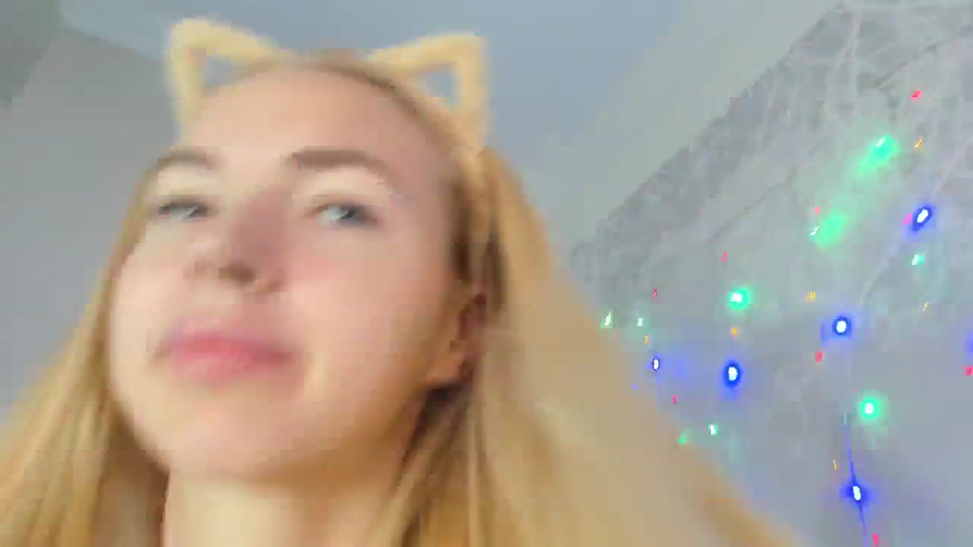 Gallery image thumbnail from FaceBarbie's myfreecams stream on, 11/14/2025, 06:50 image 14 of 20
