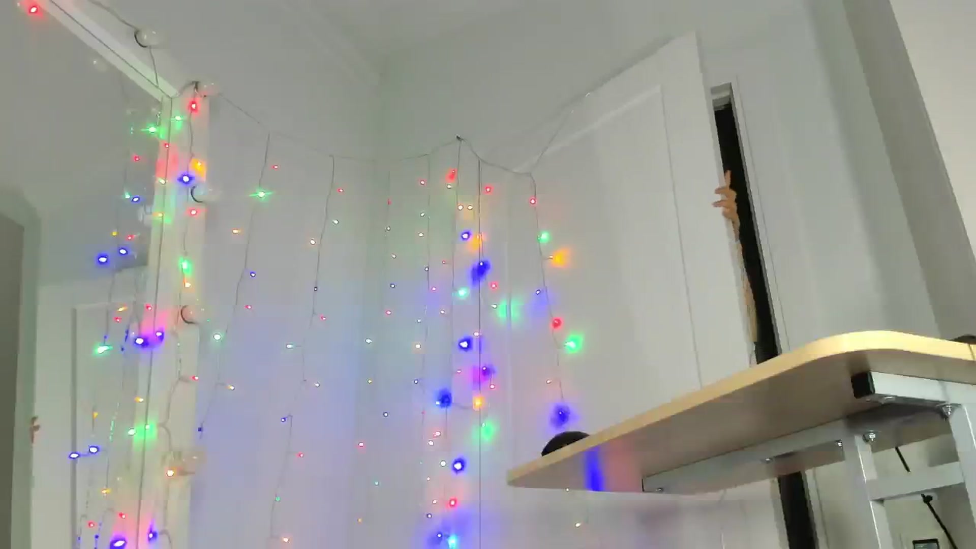 Gallery image thumbnail from FaceBarbie's myfreecams stream on, 12/05/2025, 07:23 image 8 of 20