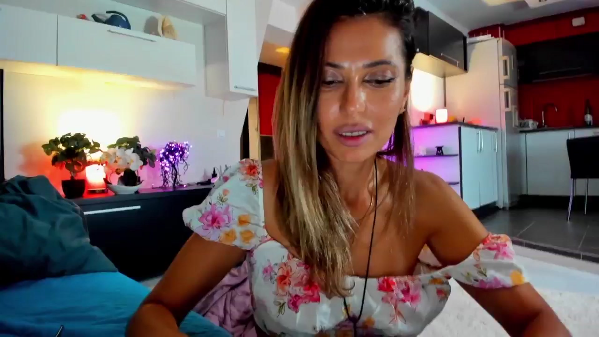 Gallery image thumbnail from FactoryKitty's myfreecams stream on, 09/20/2025, 01:36 image 5 of 20