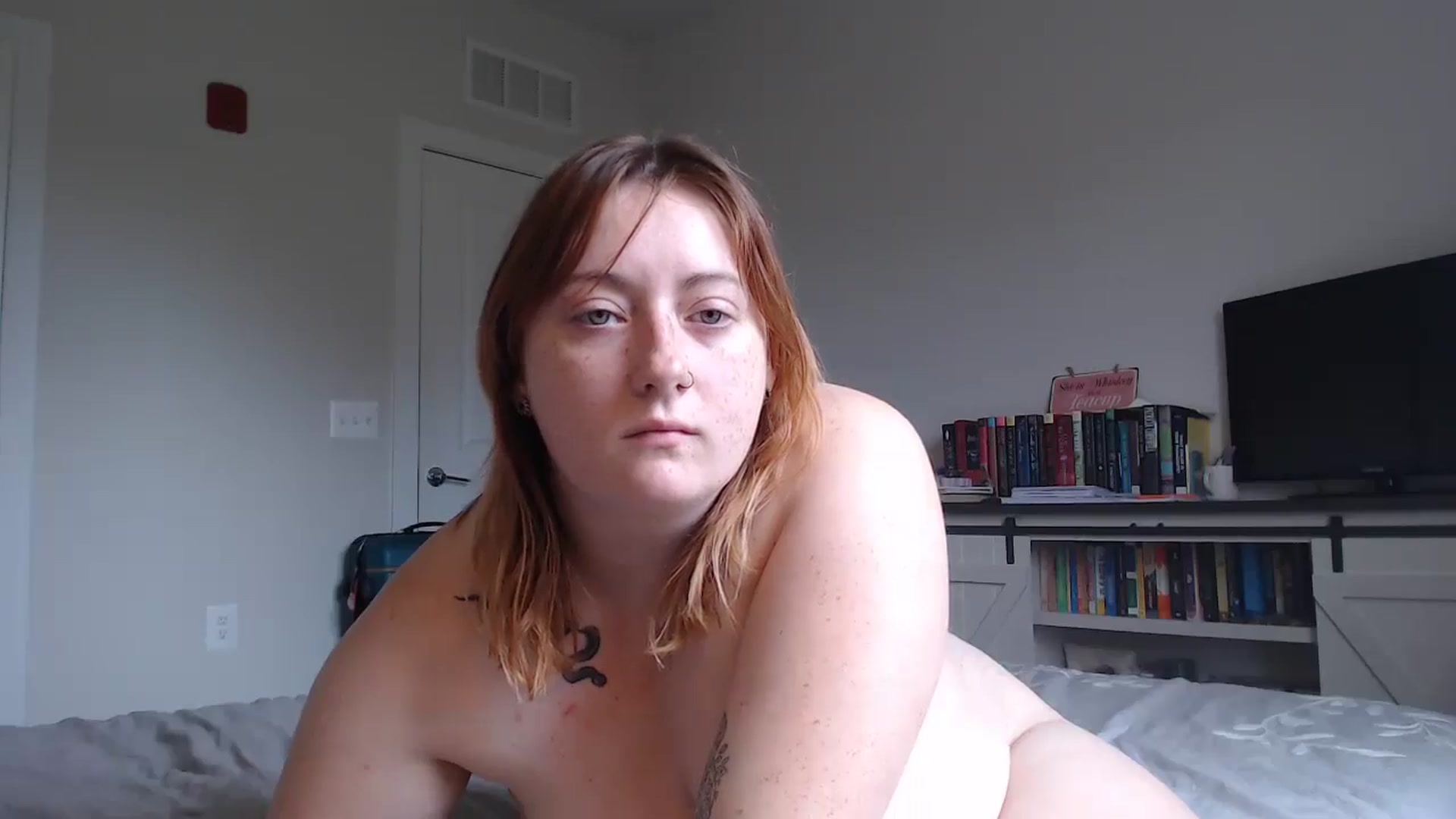 Gallery image thumbnail from Faelady's myfreecams stream on, 05/06/2026, 15:27 image 13 of 20