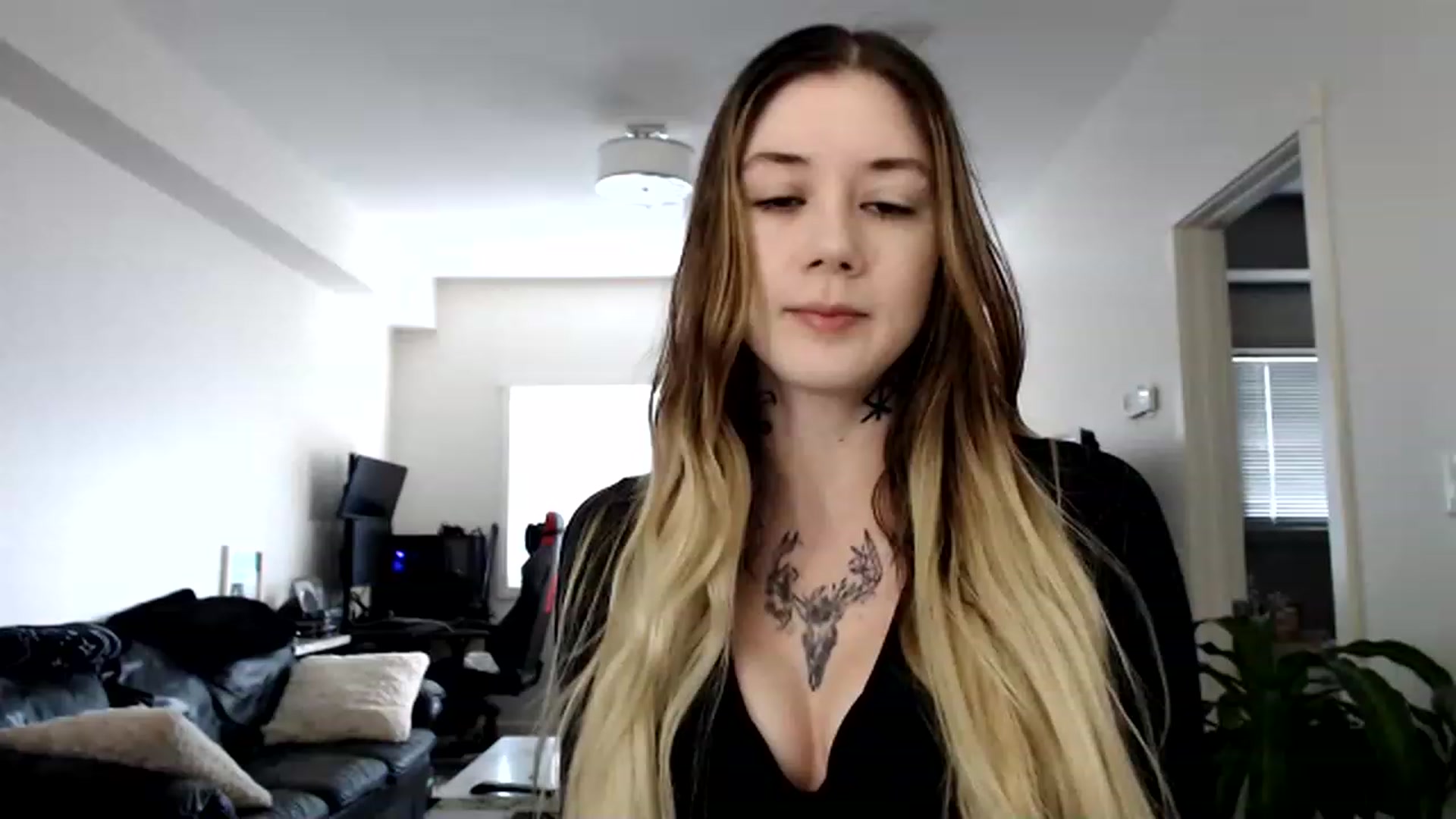 Gallery image thumbnail from Faerrie_'s myfreecams stream on, 05/23/2023, 18:56 image 7 of 20