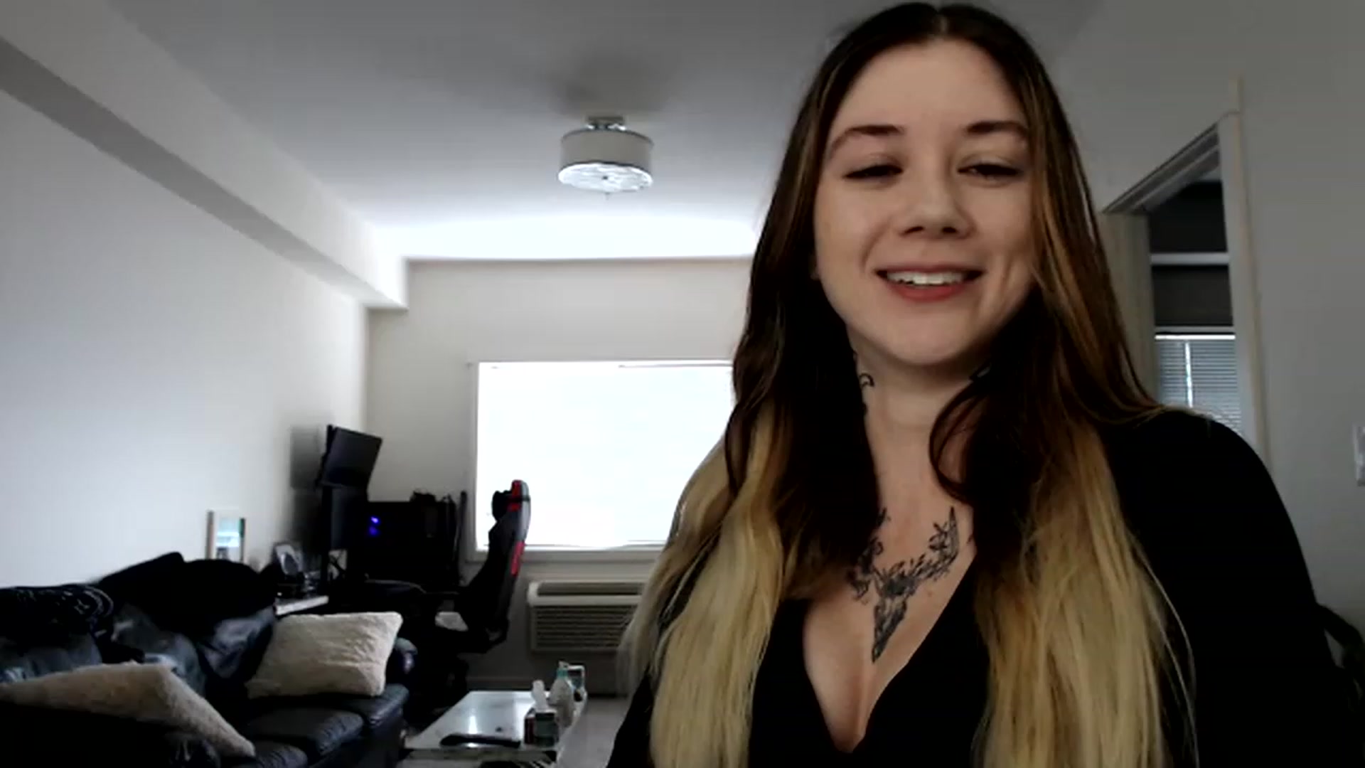 Gallery image thumbnail from Faerrie_'s myfreecams stream on, 05/23/2023, 18:56 image 13 of 20