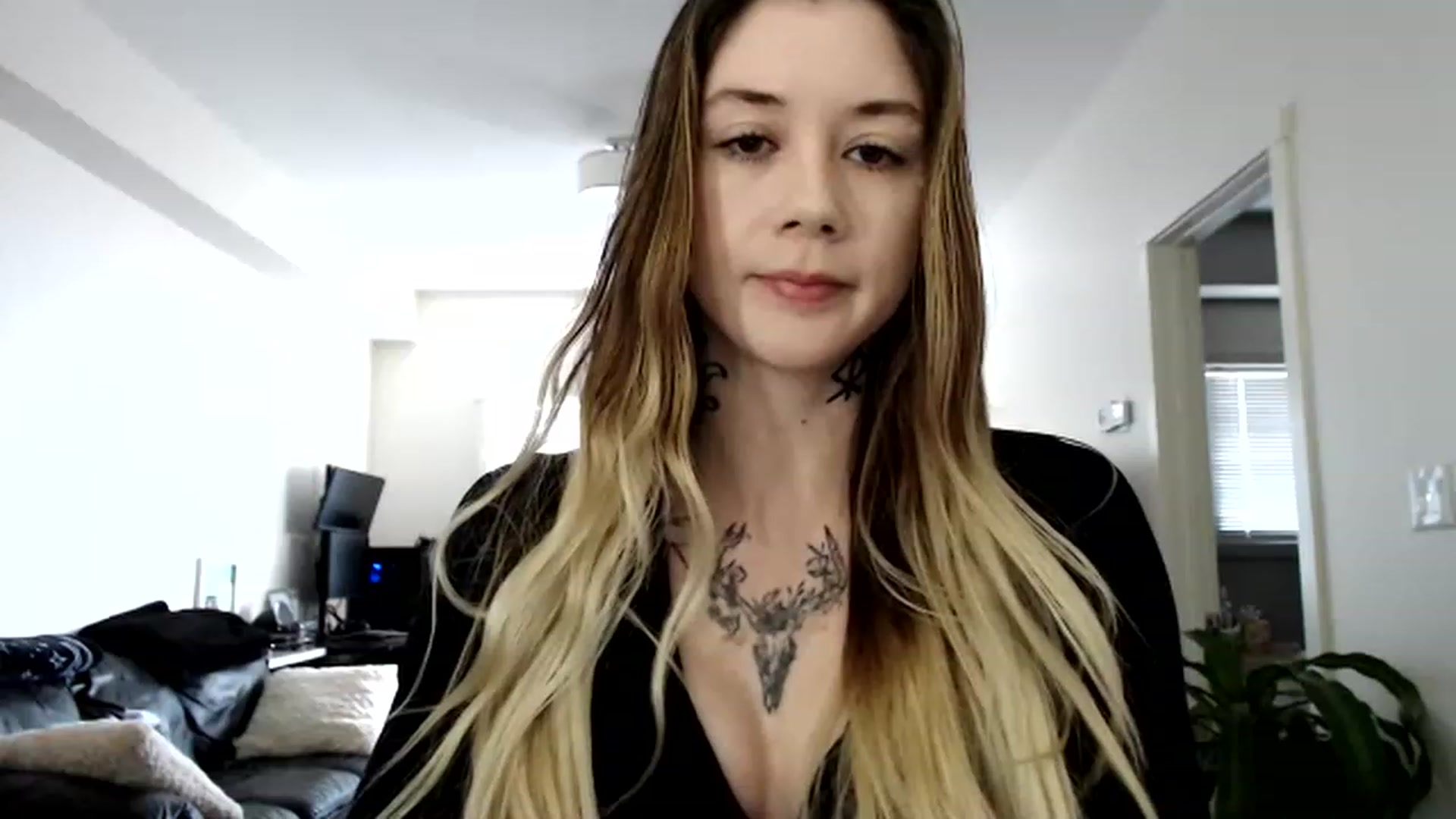 Gallery image thumbnail from Faerrie_'s myfreecams stream on, 05/23/2023, 20:36 image 11 of 20