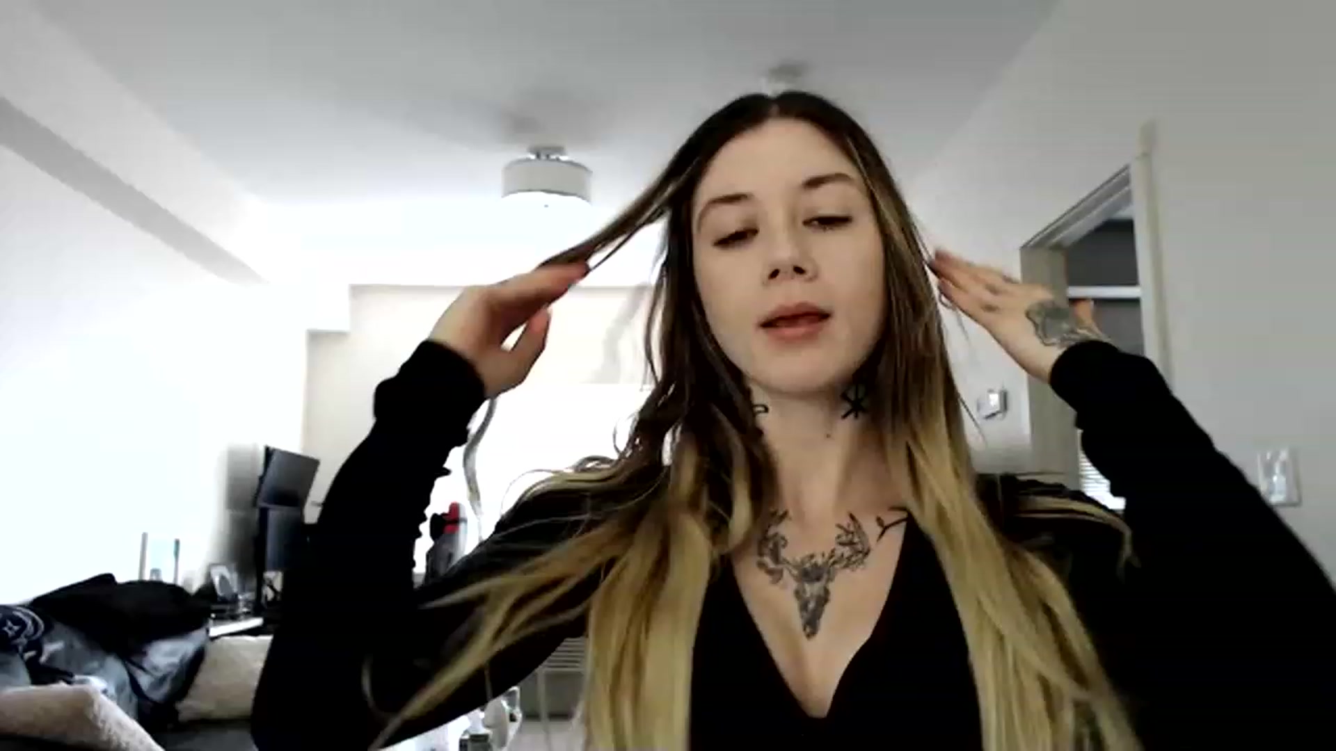 Gallery image thumbnail from Faerrie_'s myfreecams stream on, 05/23/2023, 20:36 image 9 of 20