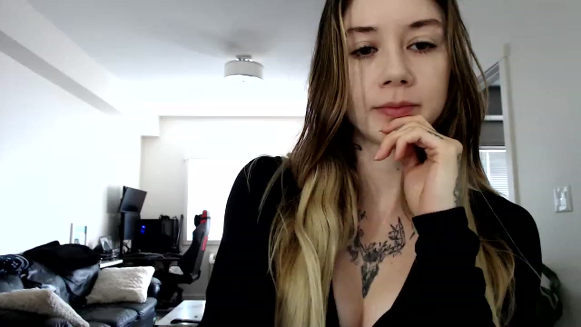 Gallery image thumbnail from Faerrie_'s myfreecams stream on, 05/23/2023, 20:36 image 16 of 20